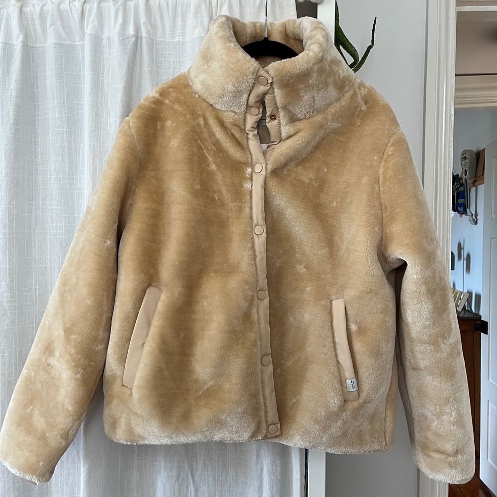 Tiny Big Sister faux fur jacket